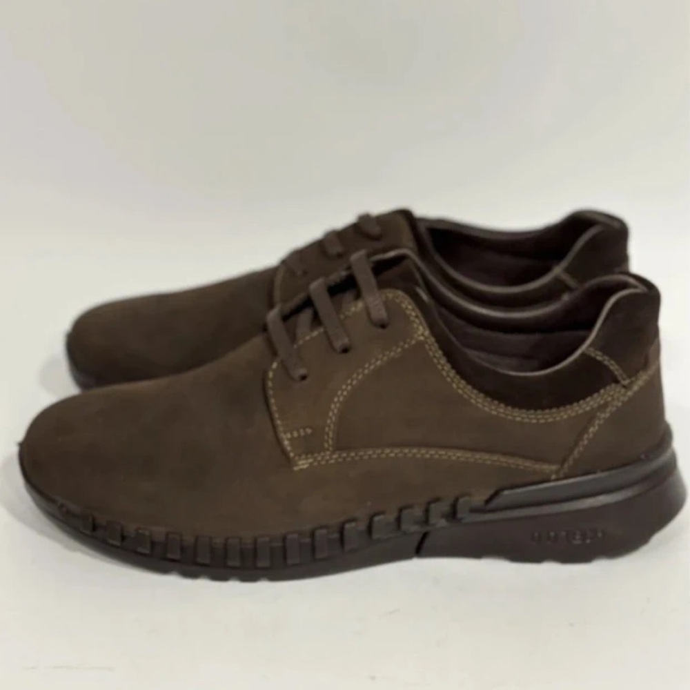 Essentials Dark Brown Sneakers